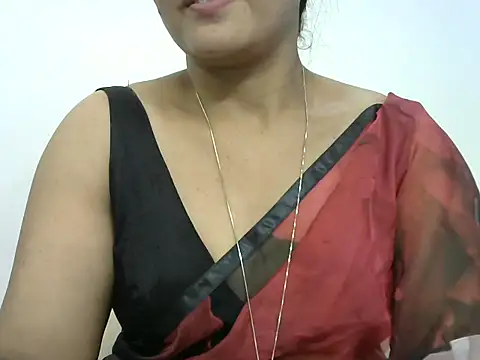 Snapshot of rashmika_reddy chatting on 28, 6, 2026 rashmika reddy online show from 28, 6, 2026