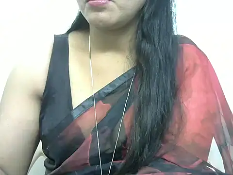 Snapshot of rashmika_reddy chatting on 25, 7, 2026 rashmika reddy online show from 25, 7, 2026