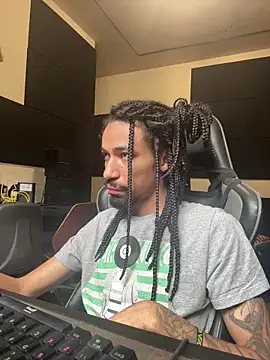 Snapshot of hotcamboy420 chatting on 1, 3, 2026 hotcamboy420 online show from 1, 3, 2026