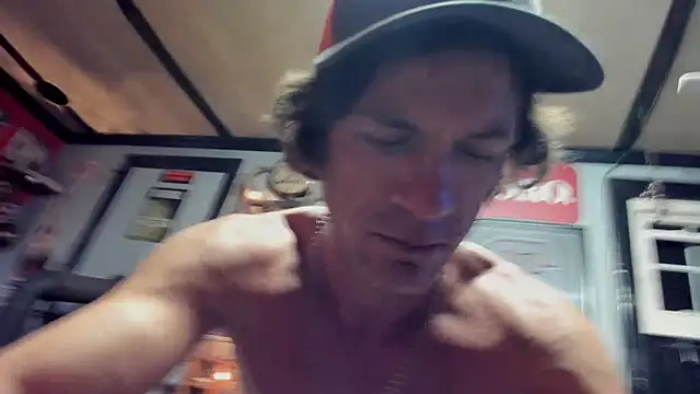 Snapshot of mowingman26 chatting on 2, 12, 2025 mowingman26 online show from 2, 12, 2025