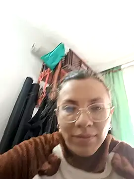 karlamorris  online show from 10, 1, 2025