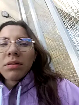 karlamorris  online show from 21, 1, 2025