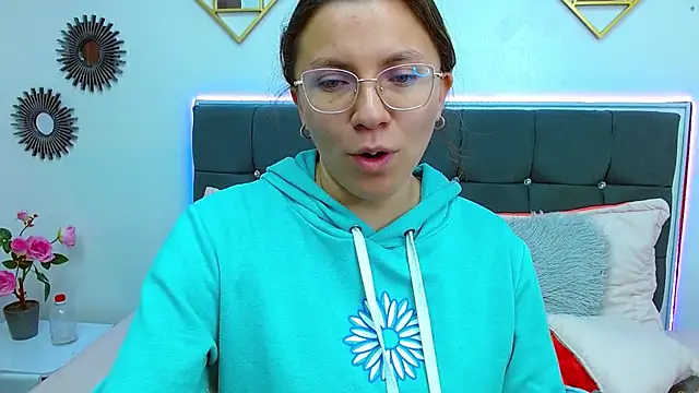 karlamorris  online show from 14, 3, 2025