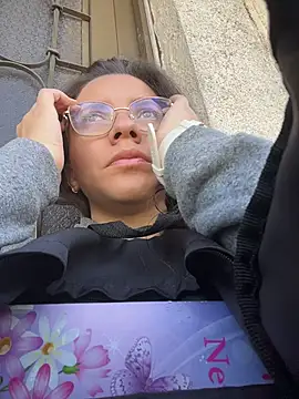 karlamorris  online show from 5, 2, 2026