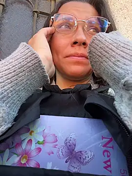 karlamorris  online show from 11, 2, 2026