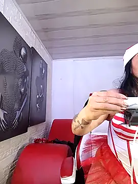 Snapshot of Lust_Mom41 chatting on 18, 12, 2024 Lust Mom41 online show from 18, 12, 2024