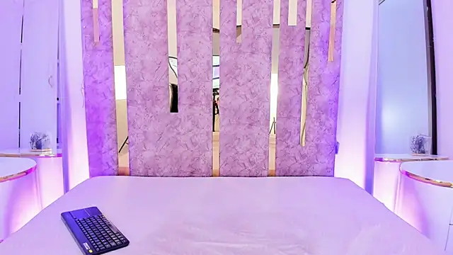 LeahxBarker online show from 20, 3, 2025