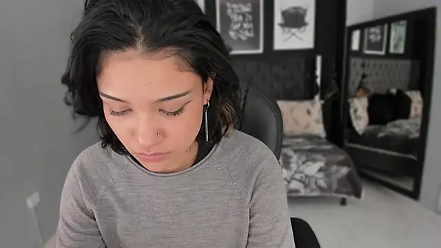 renee shelby  online show from 3, 2, 2026