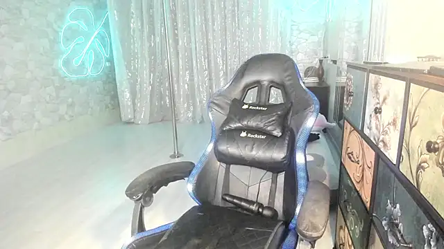 JessicaFamee online show from 21, 7, 2026