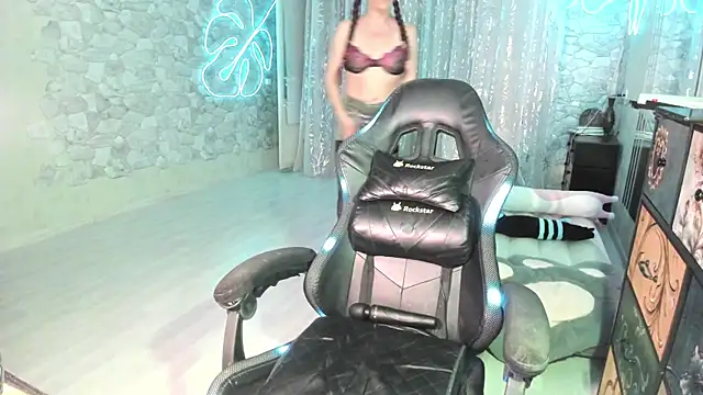 JessicaFamee online show from 26, 7, 2026