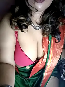 Snapshot of Leo_shreya_888 chatting on 3, 12, 2024 Leo shreya 888 online show from 3, 12, 2024