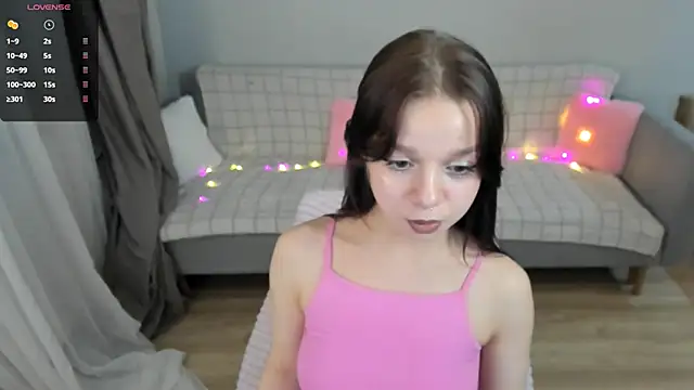 crystal lilith online show from 15, 2, 2026