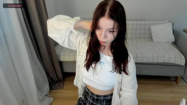 Snapshot of crystal_lilith chatting on 11, 7, 2026 crystal lilith online show from 11, 7, 2026