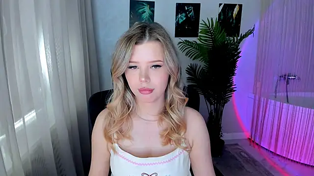 FollowLovee online show from 25, 5, 2026