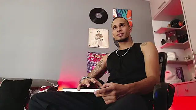 MagnusFrost online show from 27, 12, 2024