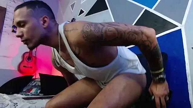 MagnusFrost online show from 17, 9, 2025