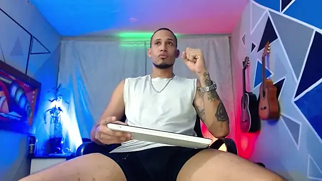 MagnusFrost online show from 4, 2, 2026