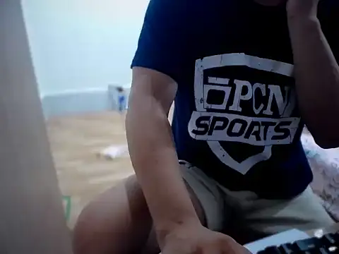 Snapshot of Cloudycockcare chatting on 26, 10, 2025 Cloudycockcare online show from 26, 10, 2025