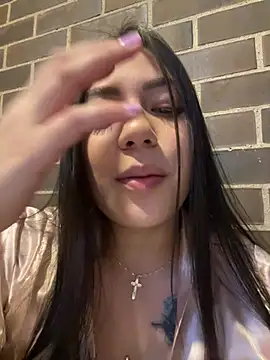 Latina vanessa online show from 25, 4, 2026