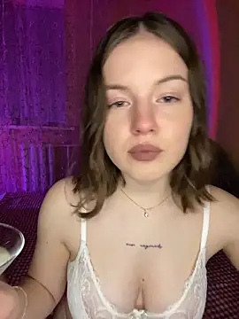 Snapshot of MizantropLos chatting on 13, 11, 2025 MizantropLos online show from 13, 11, 2025