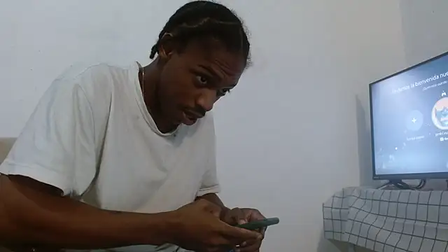 Larry-n-clouds online show from 18, 2, 2026