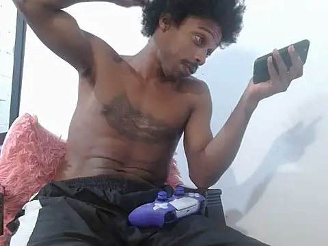 Larry-n-clouds online show from 12, 3, 2026