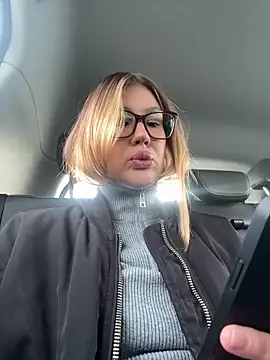 RinaCat online show from 13, 10, 2025