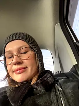 RinaCat online show from 6, 11, 2025