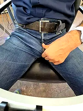 alessandroman2114 online show from 29, 9, 2025