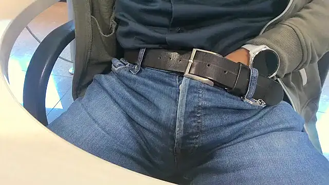 alessandroman2114 online show from 20, 10, 2025