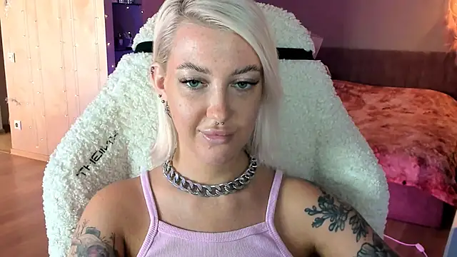 tykioty Miley online show from 19, 9, 2025