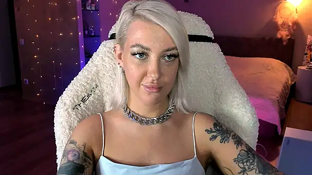 tykioty Miley online show from 14, 11, 2025