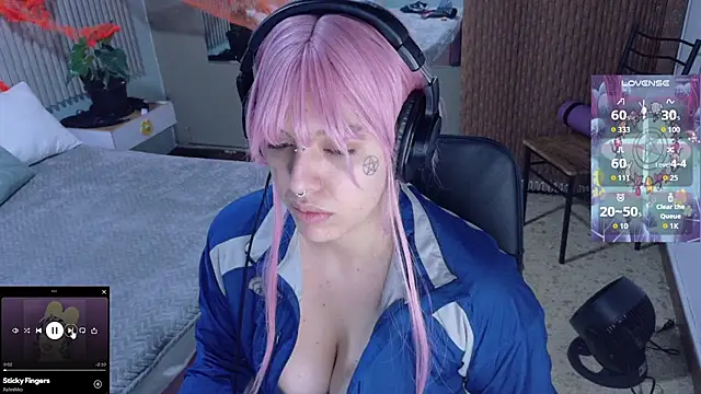 Eli666uwu online show from 21, 10, 2025