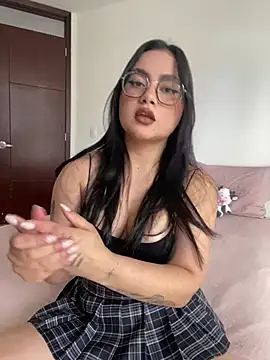 Snapshot of montmariana chatting on 10, 7, 2026 montmariana online show from 10, 7, 2026