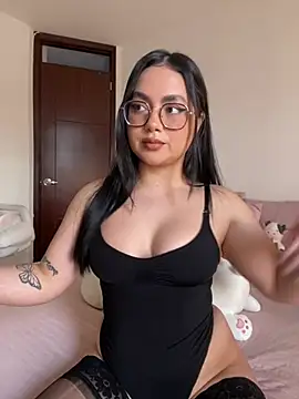 Snapshot of montmariana chatting on 11, 7, 2026 montmariana online show from 11, 7, 2026