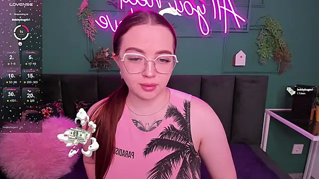 Snapshot of Emma_adorablle chatting on 23, 12, 2024 Emma adorablle online show from 23, 12, 2024