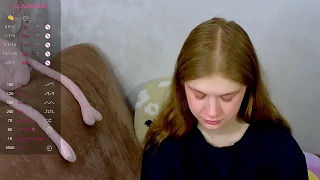 TrissMerigold9 online show from 11, 10, 2025