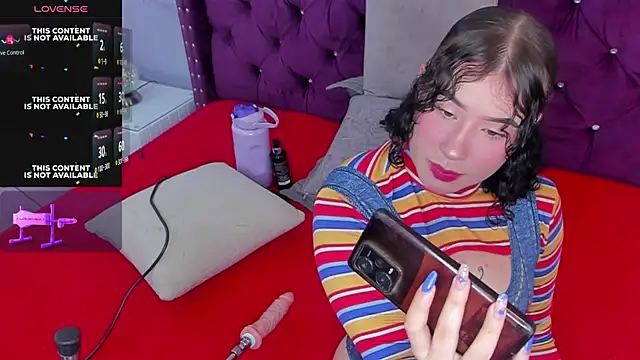 Snapshot of Danee_19_ chatting on 2, 2, 2025 Danee 19 online show from 2, 2, 2025