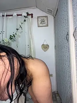 JazminTaylor online show from 2, 1, 2025