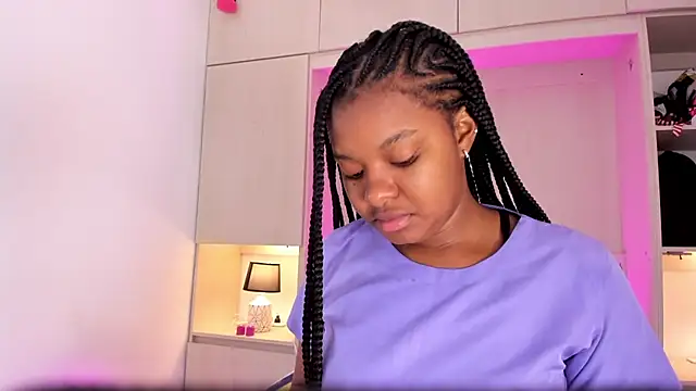 tamaraa smiith online show from 12, 2, 2025