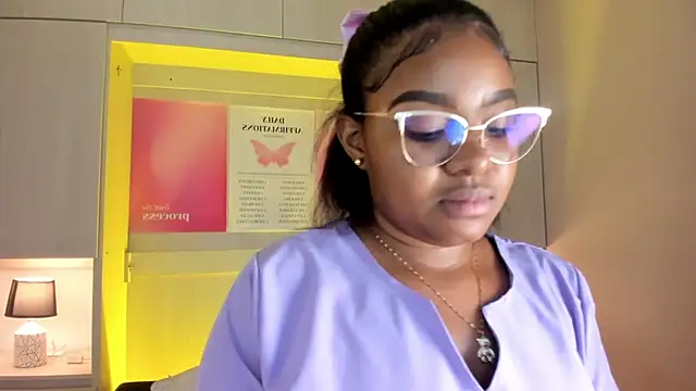 tamaraa smiith online show from 26, 11, 2025