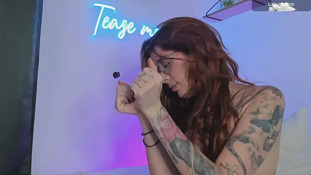 Snapshot of Manuela_monroe chatting on 16, 2, 2025 Manuela monroe online show from 16, 2, 2025