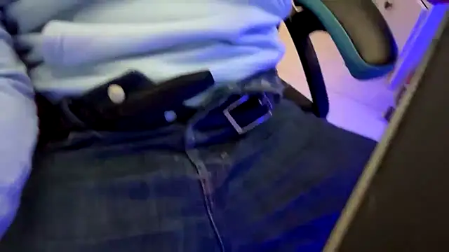 vogliososexboy1993 online show from 27, 11, 2025