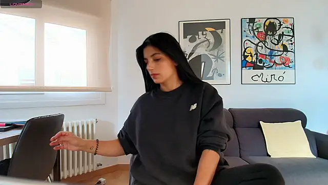 Arya 33 online show from 27, 10, 2025