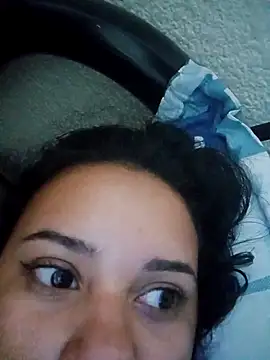  Miaaleon online show from 28, 2, 2025