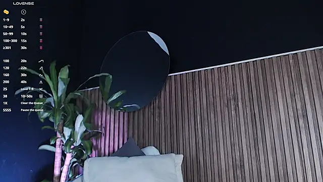 DilanJonnes  online show from 6, 1, 2025