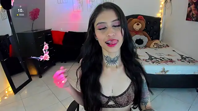 Snapshot of Melanny_lopez18 chatting on 5, 5, 2026 Melanny lopez18 online show from 5, 5, 2026