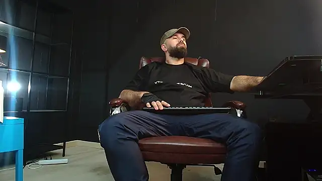Snapshot of JackEthann chatting on 16, 12, 2024 JackEthann online show from 16, 12, 2024