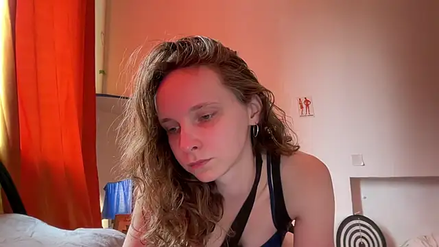 Snapshot of MikkyMoony chatting on 18, 9, 2025 MikkyMoony online show from 18, 9, 2025