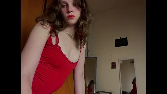 Snapshot of MikkyMoony chatting on 28, 11, 2025 MikkyMoony online show from 28, 11, 2025